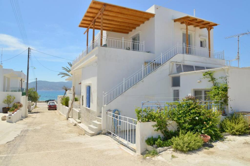 Esperos Seaside Suite In Adamas, Milos Exterior foto